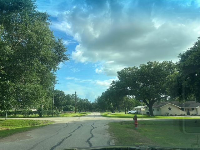 3411 Avenue F, Pattison, TX 77466