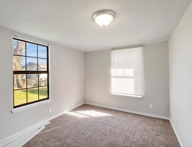 741 Vine Street, Clute, TX 77531