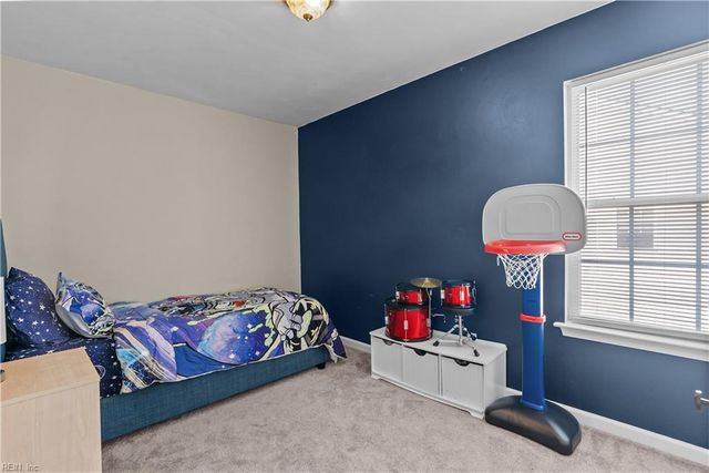 934 Middle ST, Chesapeake, VA 23324