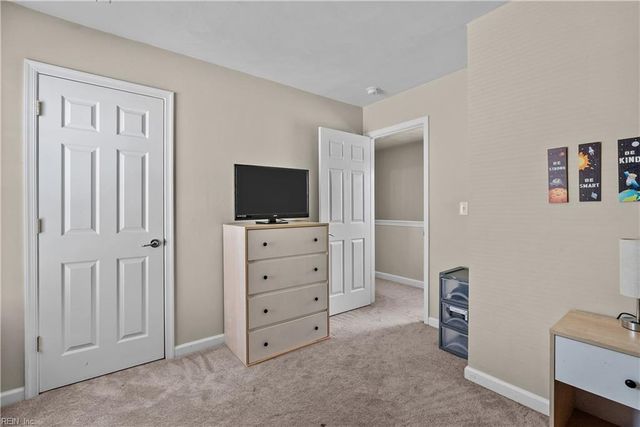 934 Middle ST, Chesapeake, VA 23324