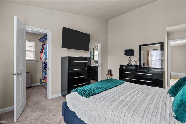 934 Middle ST, Chesapeake, VA 23324