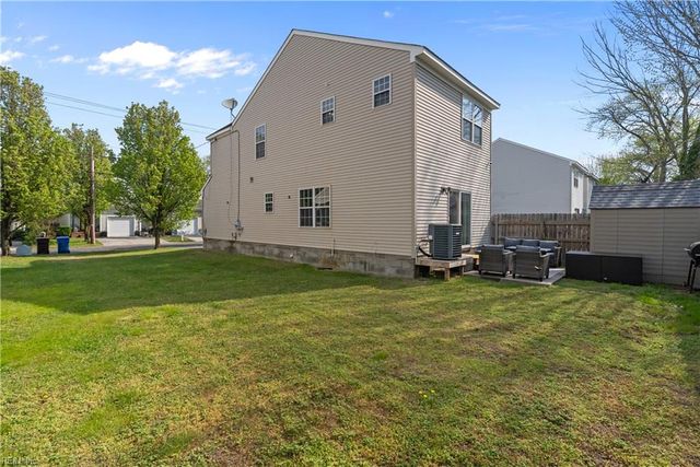 934 Middle ST, Chesapeake, VA 23324