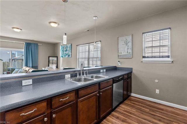 934 Middle ST, Chesapeake, VA 23324