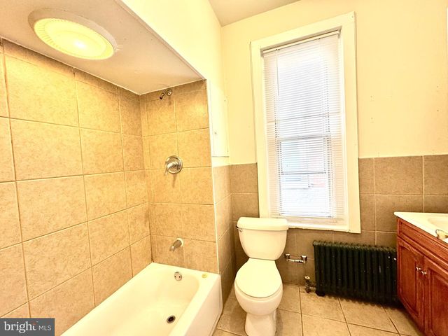4122 CHESTER AVE, Philadelphia, PA 19104