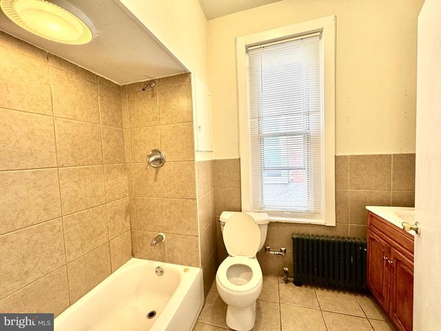 4122 CHESTER AVE, Philadelphia, PA 19104
