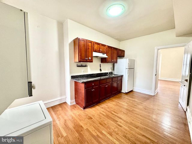 4122 CHESTER AVE, Philadelphia, PA 19104