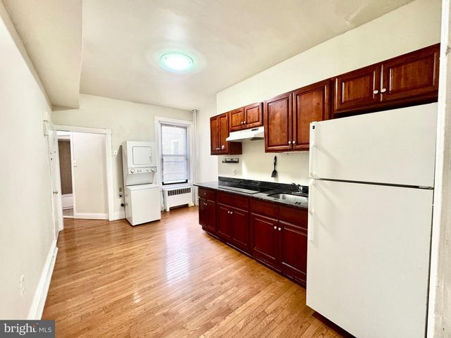 4122 CHESTER AVE, Philadelphia, PA 19104