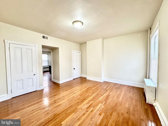 4122 CHESTER AVE, Philadelphia, PA 19104