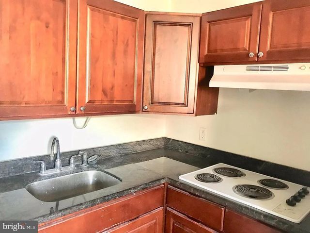 4122 CHESTER AVE, Philadelphia, PA 19104
