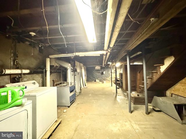4122 CHESTER AVE, Philadelphia, PA 19104