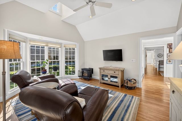 16 Widow Coombs Walk, Sandwich, MA 02563