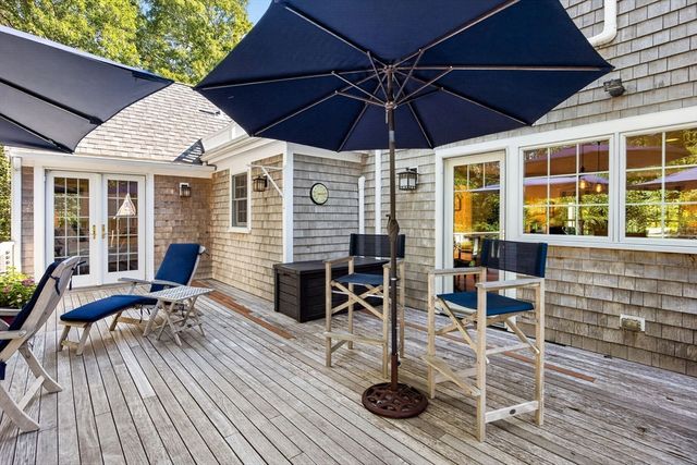 16 Widow Coombs Walk, Sandwich, MA 02563