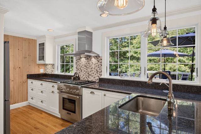 16 Widow Coombs Walk, Sandwich, MA 02563