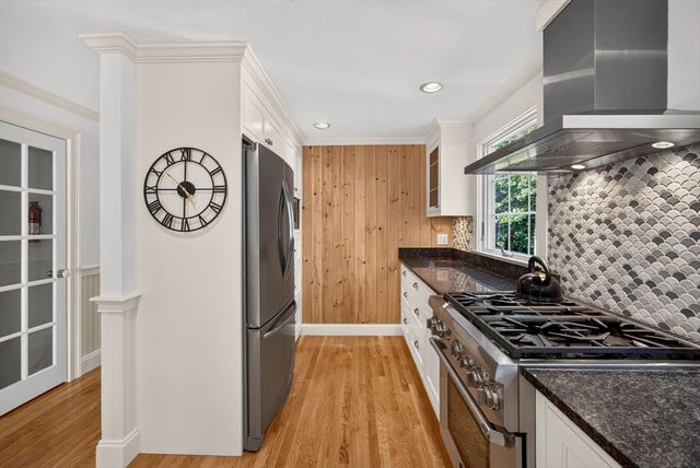 16 Widow Coombs Walk, Sandwich, MA 02563