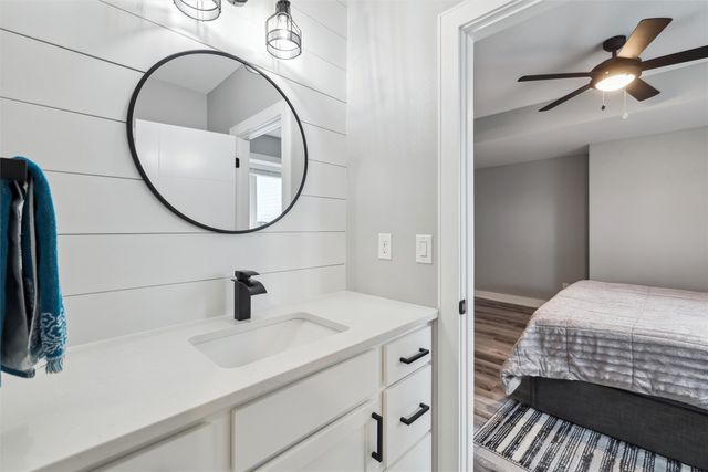 875 Roman Road, Waukee, IA 50263