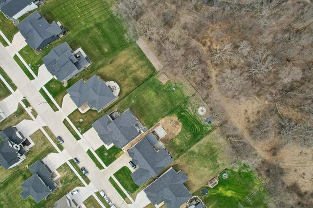 875 Roman Road, Waukee, IA 50263