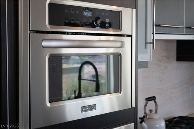 8925 West Flamingo Road 307, Las Vegas, NV 89147