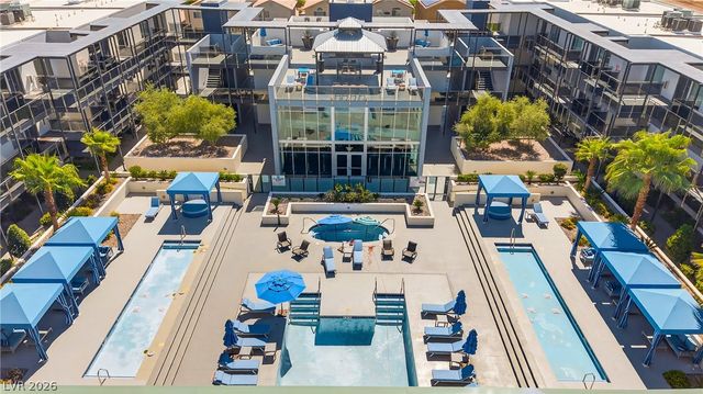 8925 West Flamingo Road 307, Las Vegas, NV 89147