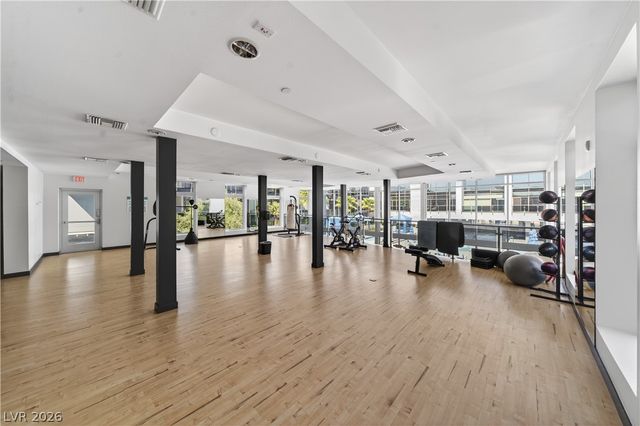 8925 West Flamingo Road 307, Las Vegas, NV 89147