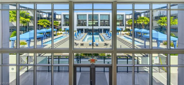 8925 West Flamingo Road 307, Las Vegas, NV 89147