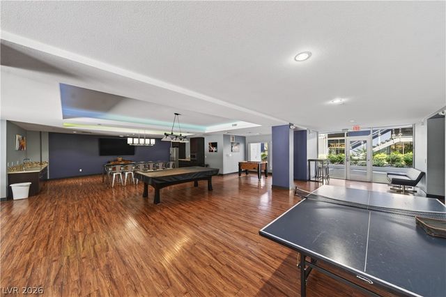 8925 West Flamingo Road 307, Las Vegas, NV 89147