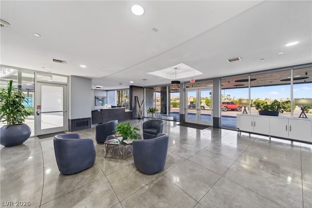 8925 West Flamingo Road 307, Las Vegas, NV 89147