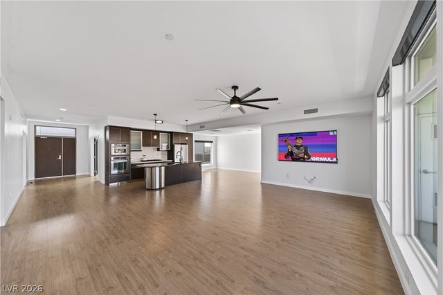 8925 West Flamingo Road 307, Las Vegas, NV 89147