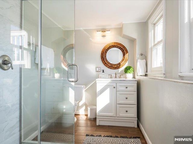 15 Windemere Road, Verona, NJ 07044