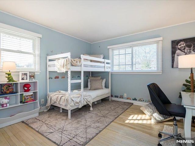 15 Windemere Road, Verona, NJ 07044