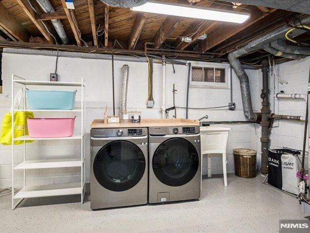 15 Windemere Road, Verona, NJ 07044