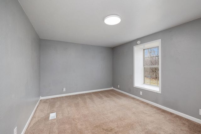 2225 N Farm Road 81, Springfield, MO 65802