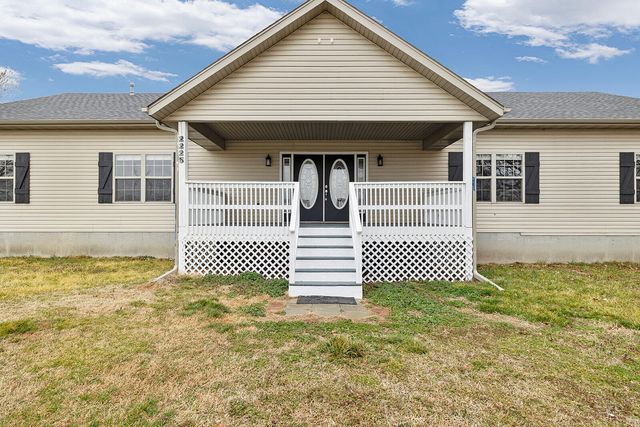 2225 N Farm Road 81, Springfield, MO 65802