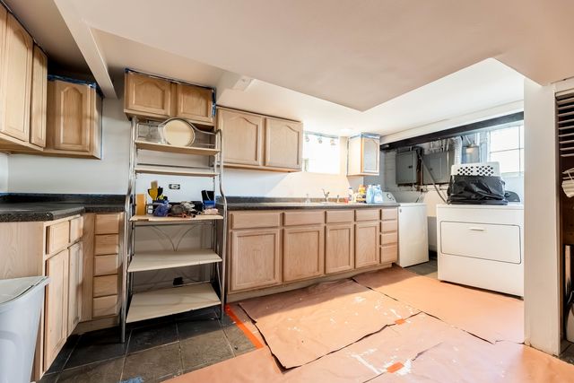 7922 S Ellis Avenue, Chicago, IL 60619