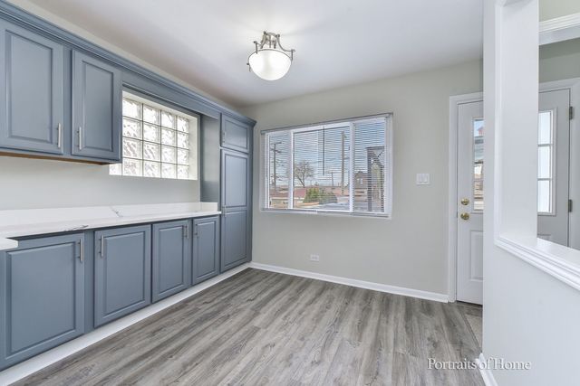 3834 WISCONSIN Avenue, Berwyn, IL 60402
