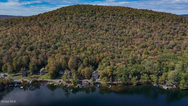 143 Green Lake Road, Caroga, NY 12032