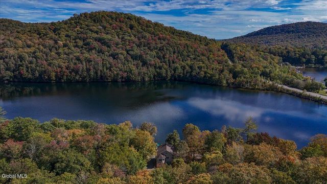 143 Green Lake Road, Caroga, NY 12032