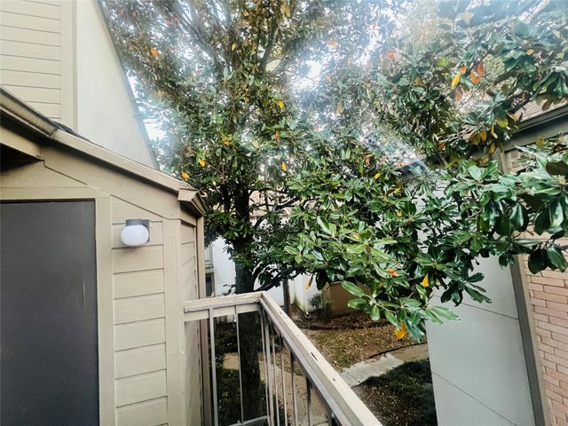 10047 Westpark Drive 46, Houston, TX 77042