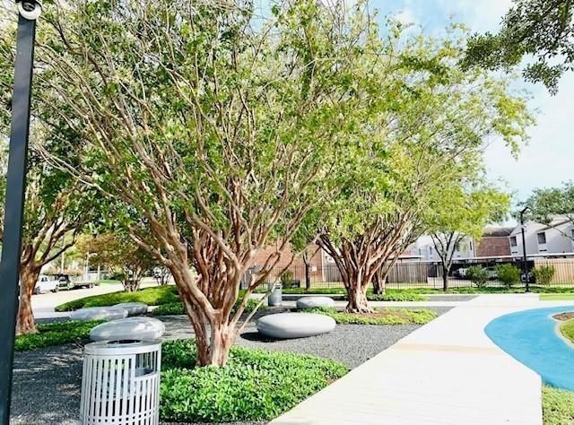 10047 Westpark Drive 46, Houston, TX 77042