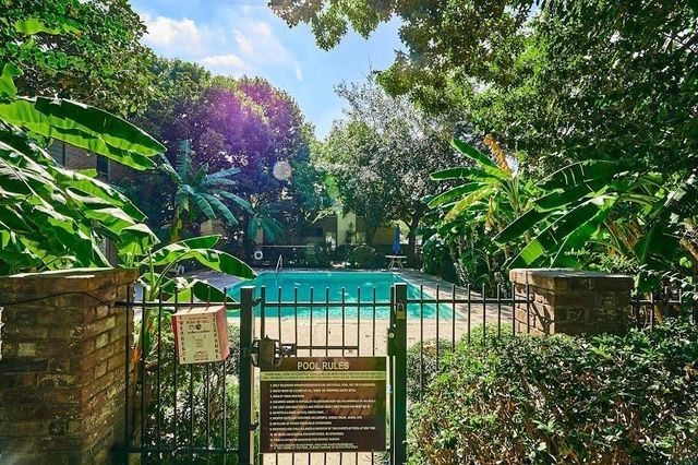 10047 Westpark Drive 46, Houston, TX 77042