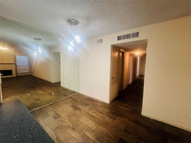 10047 Westpark Drive 46, Houston, TX 77042