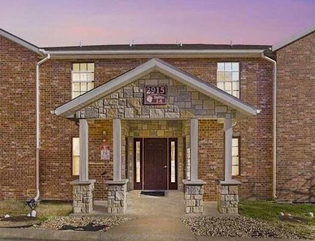 2915 Vineyards Parkway Building 8- Unit 1, Branson, MO 65616