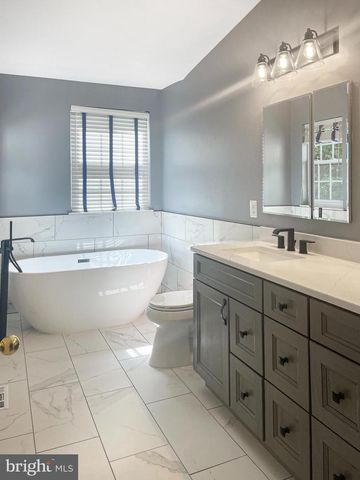 11723 SCOOTER LN #186, Fairfax, VA 22030