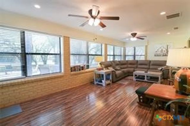221 County Road 4748, Kempner, TX 76539