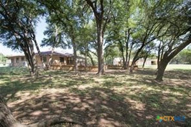 221 County Road 4748, Kempner, TX 76539