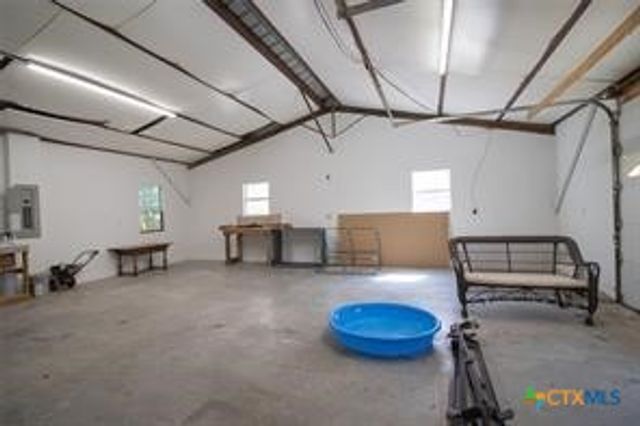 221 County Road 4748, Kempner, TX 76539