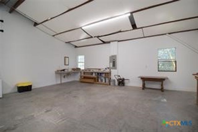 221 County Road 4748, Kempner, TX 76539