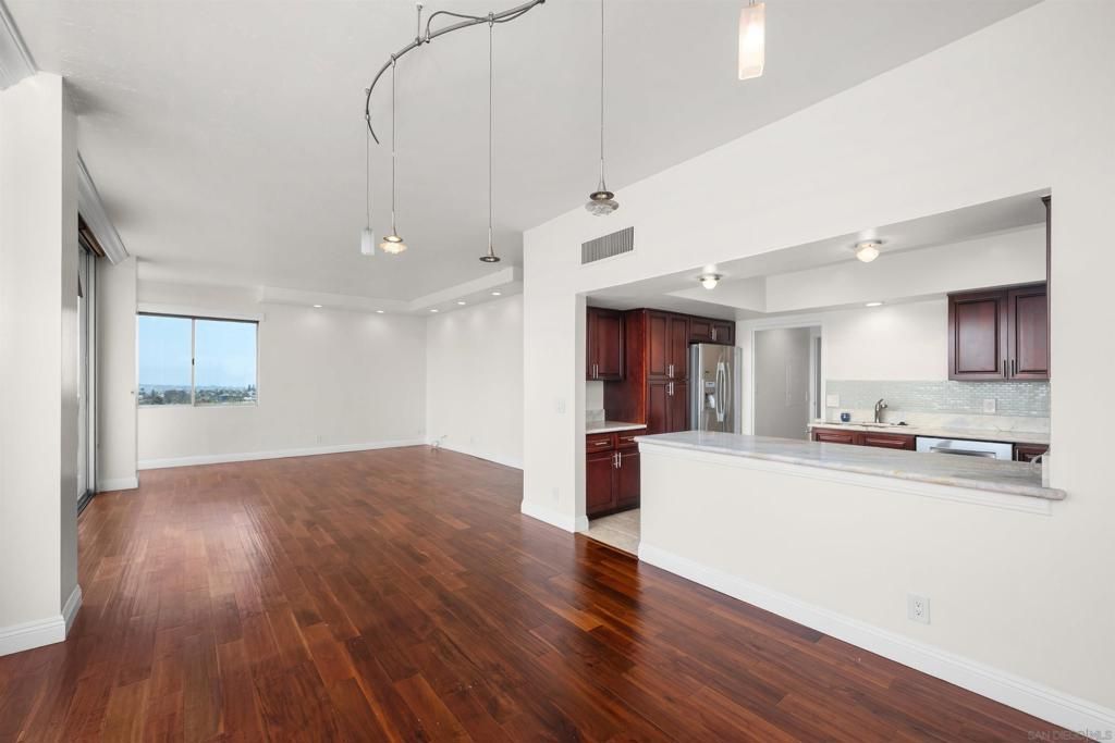 Image 12 of property listing at 3634 7th Avenue 14F, San Diego, CA 92103