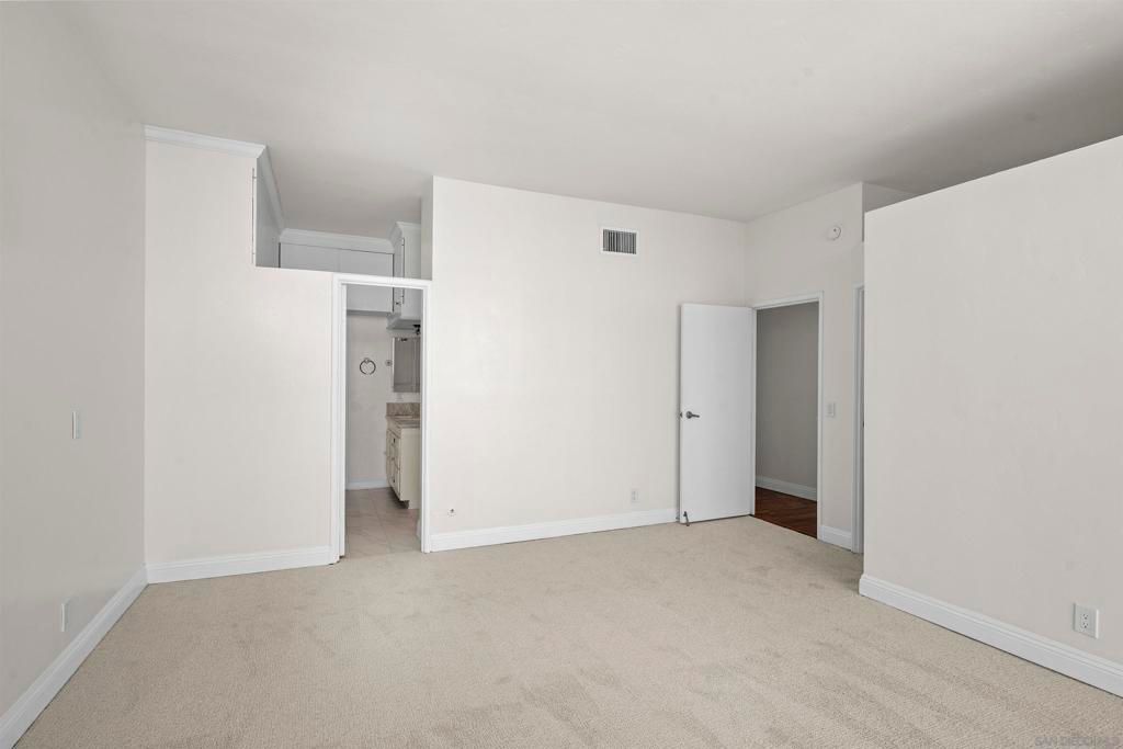 Image 26 of property listing at 3634 7th Avenue 14F, San Diego, CA 92103