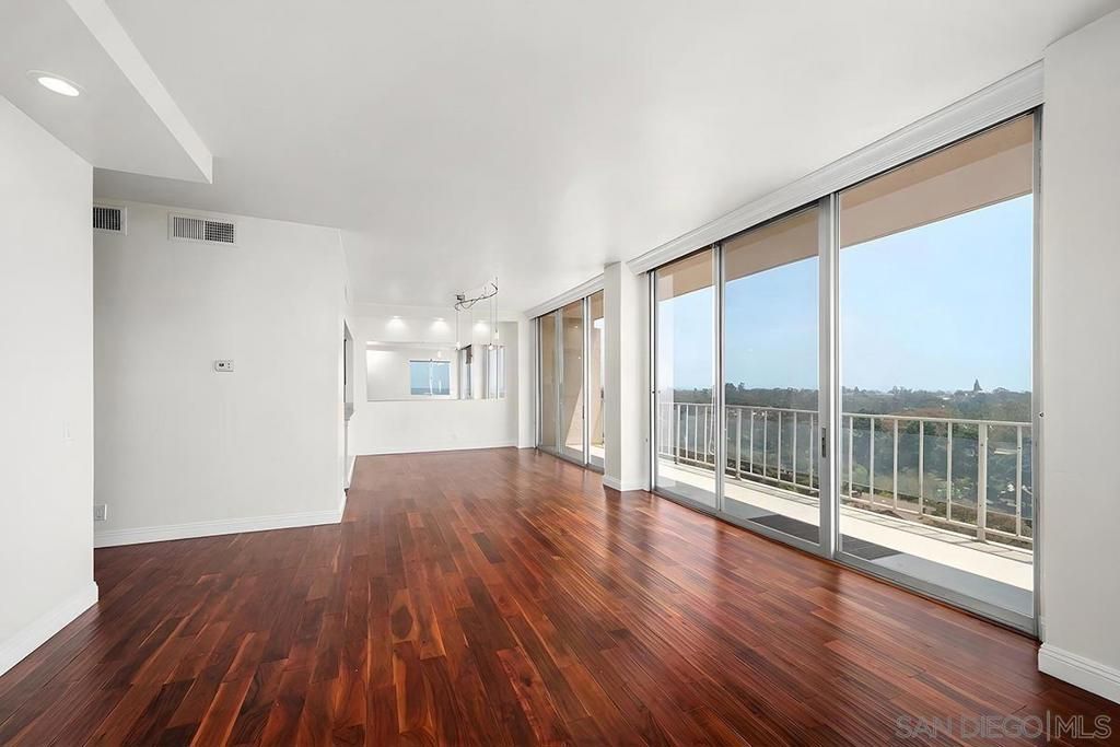Image 6 of property listing at 3634 7th Avenue 14F, San Diego, CA 92103