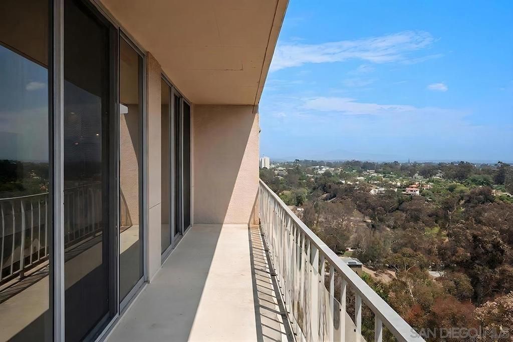 Image 9 of property listing at 3634 7th Avenue 14F, San Diego, CA 92103